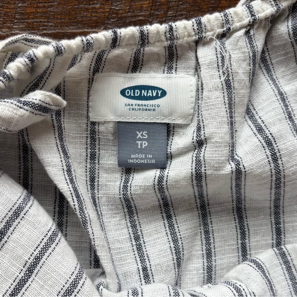 Old Navy White and grayish blue Striped Romper with Crossed Straps - Picture 3 of 8